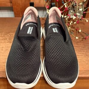 Skechers Women's Black Slip-On Sneakers